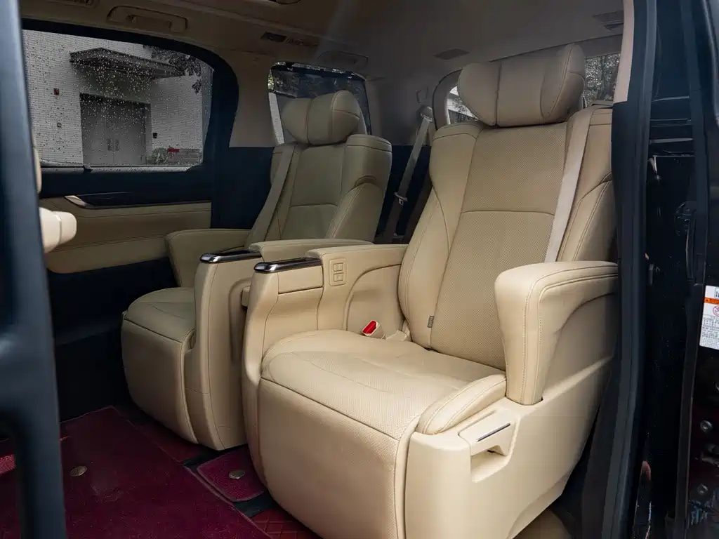 Toyota Alphard 2015 3.5L Luxury