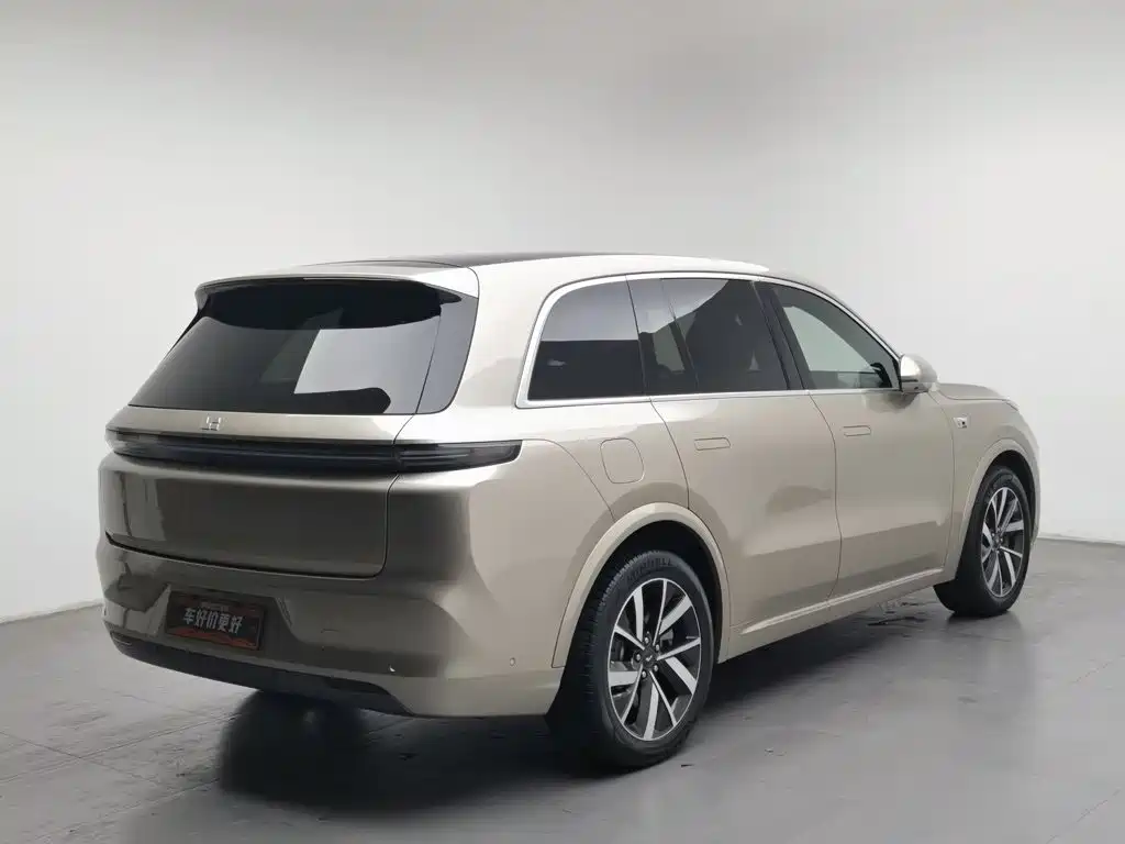 Li Auto Li L8 — миниатюра 2