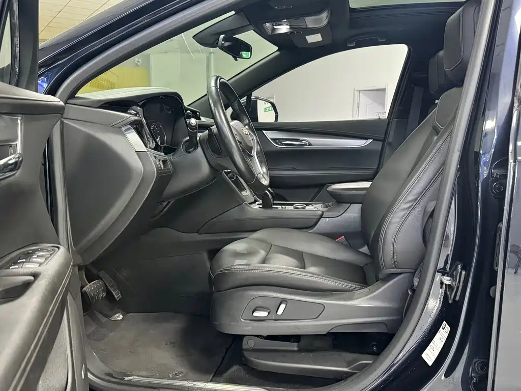 Cadillac XT5 — миниатюра 4