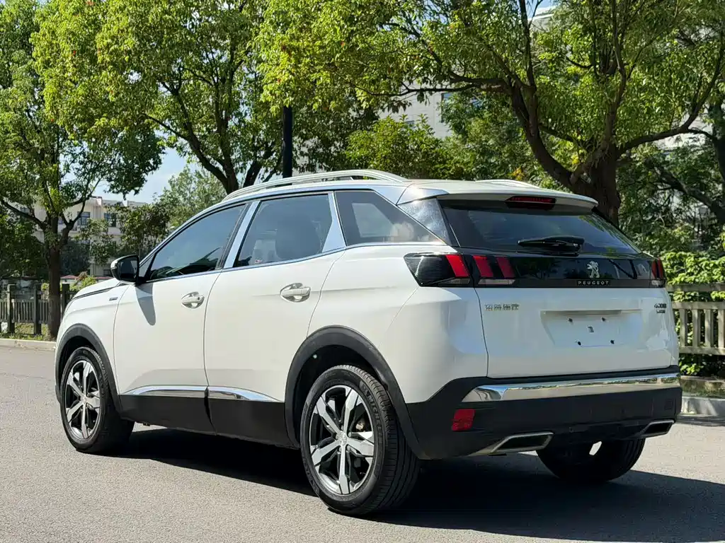 Peugeot 4008 — миниатюра 7