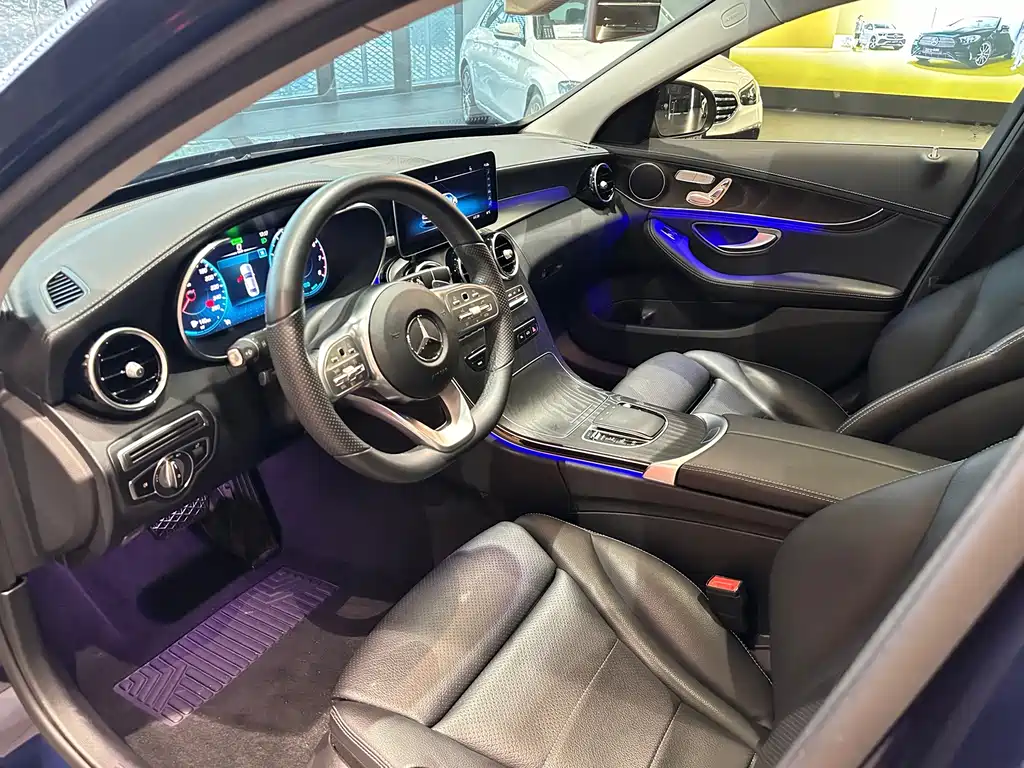 Mercedes-Benz C-Class — миниатюра 8