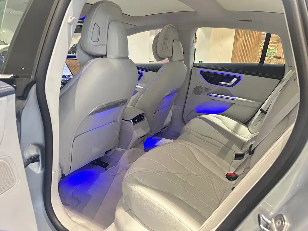 Mercedes-Benz EQE — миниатюра 9
