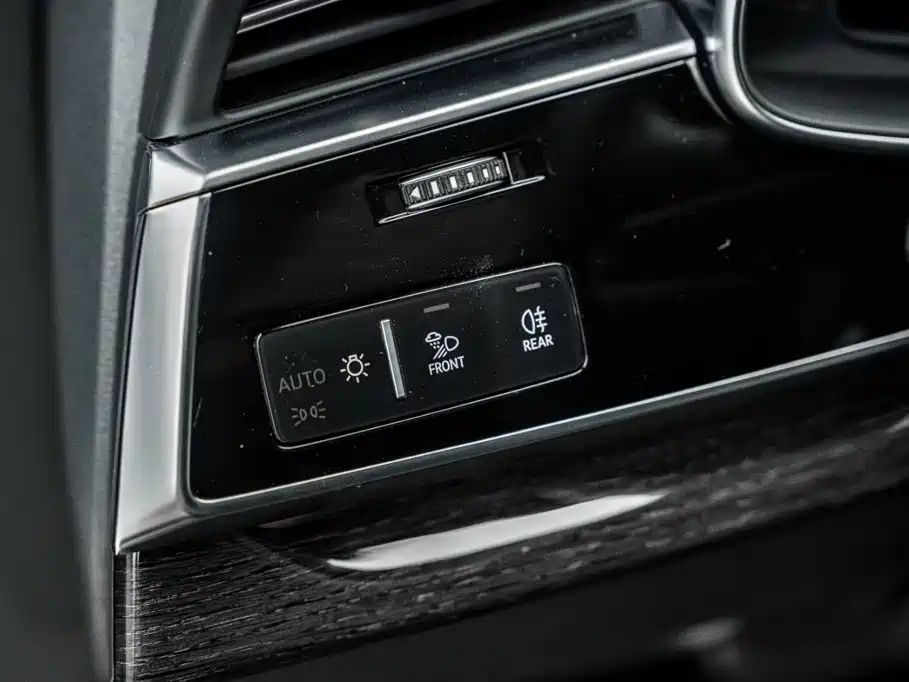 Audi Q8 — миниатюра 14