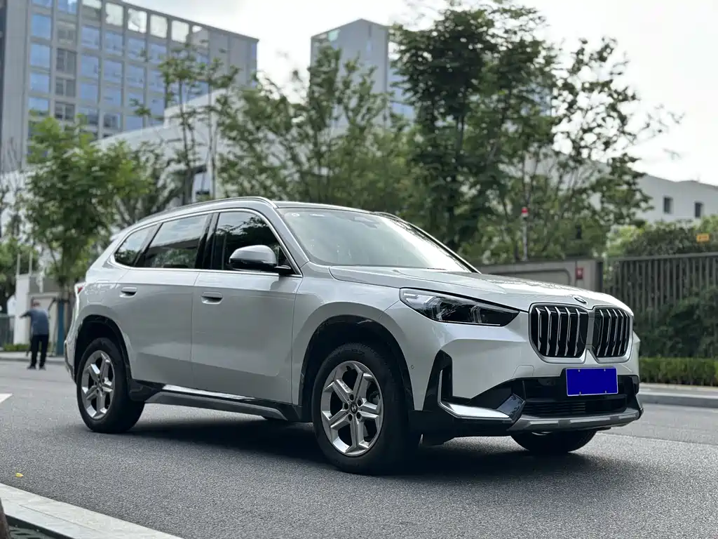 BMW X1 2024 sDrive20Li X