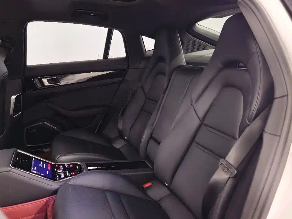 Porsche Panamera — миниатюра 9