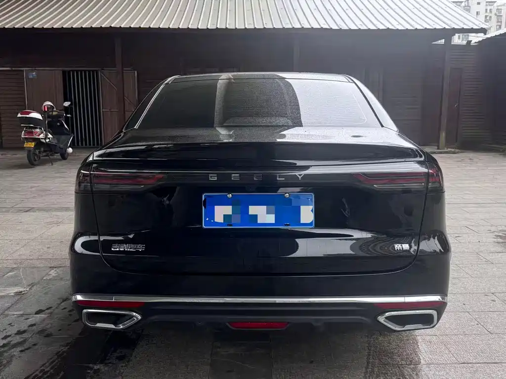 Geely Emgrand — миниатюра 6