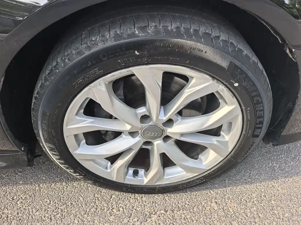 Audi A6L — миниатюра 12