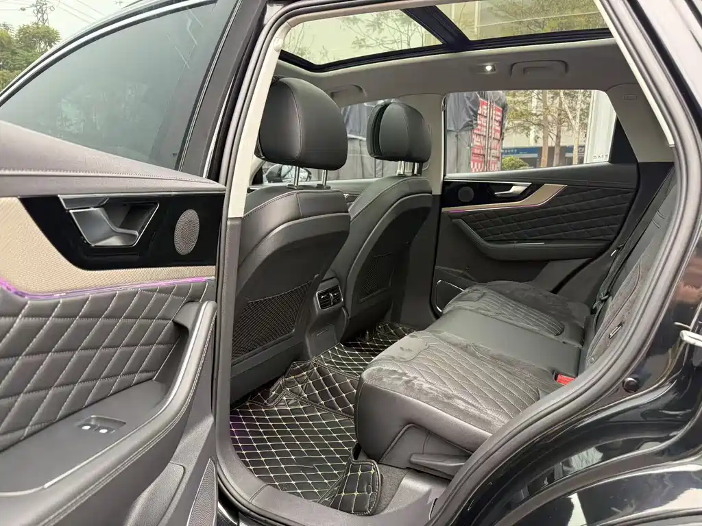 Hongqi Hongqi HS5 — миниатюра 7