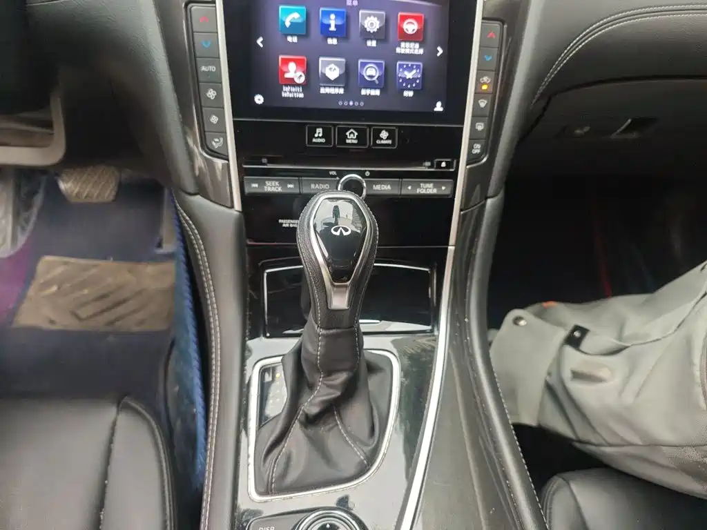Infiniti Q50L — миниатюра 15