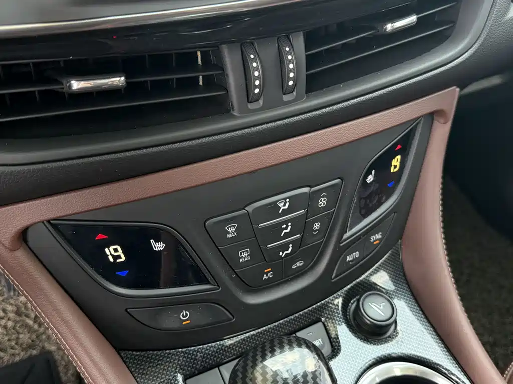 Buick Envision Plus Plus 2019 28T Elite V