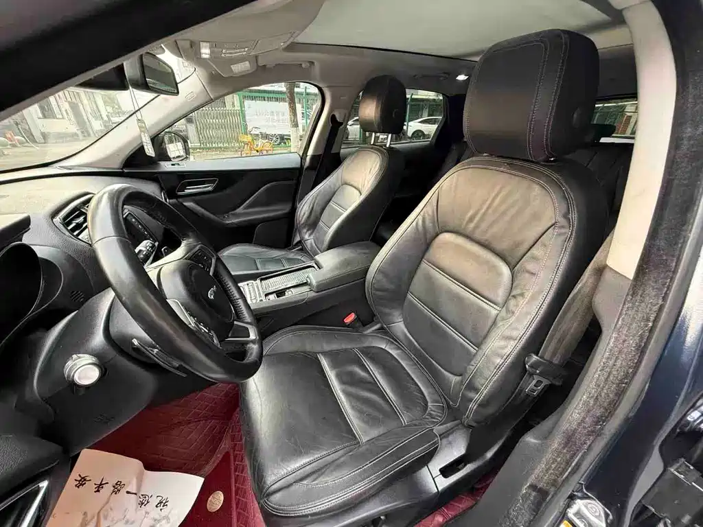 Jaguar F-Pace 2018 2.0T R-Sport Sport