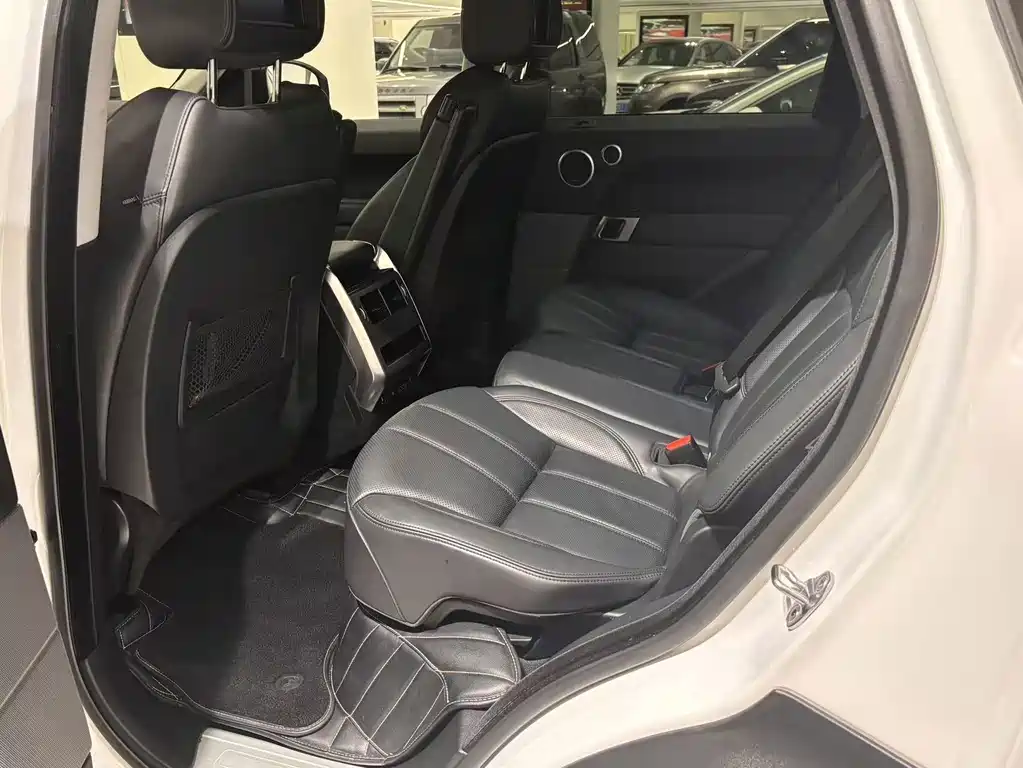 Land Rover Sport — миниатюра 9