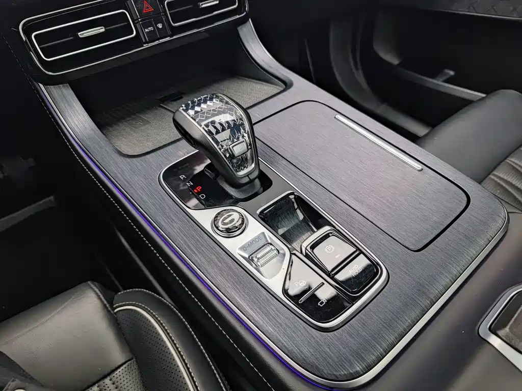 GAC Motor Trumpchi GS8 — миниатюра 23