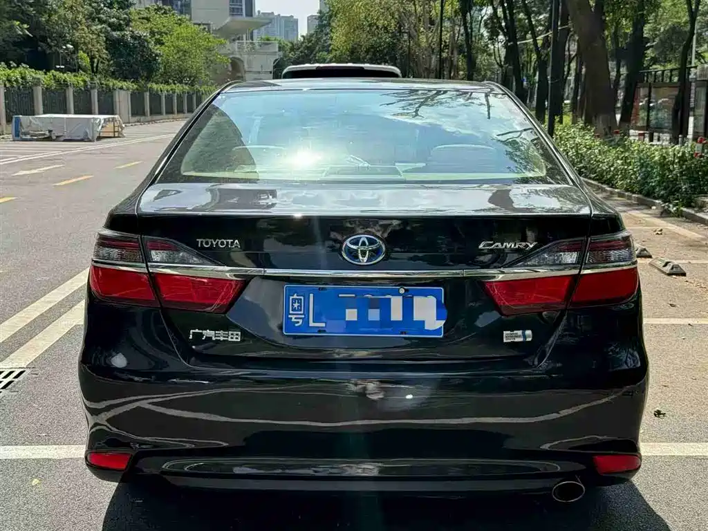 Toyota Camry 2016 2.5HG Luxury