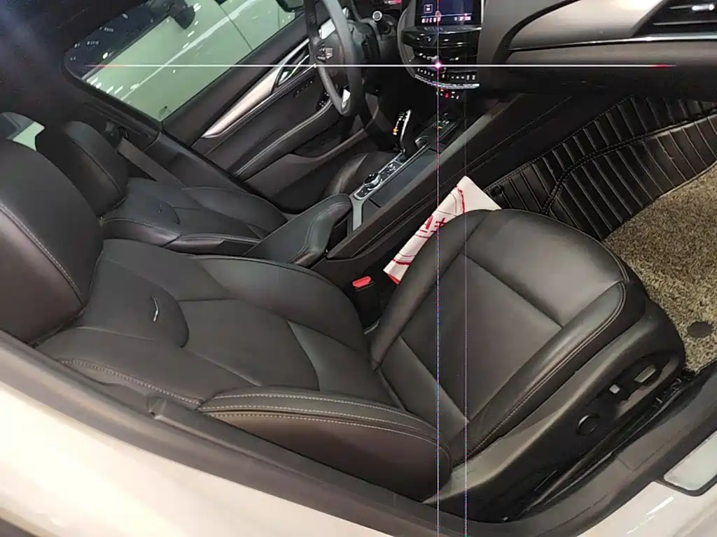 Cadillac CT5 — миниатюра 25
