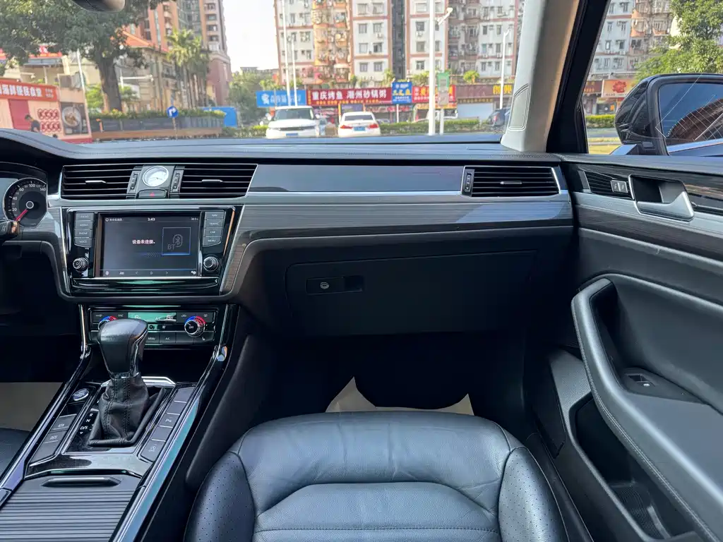 Volkswagen Phideon — миниатюра 17