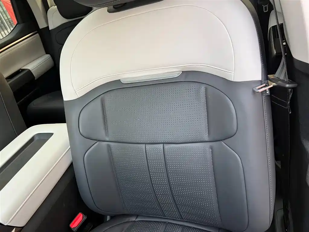 SAIC MAXUS INTERSTELLAR X NEW ENERGY