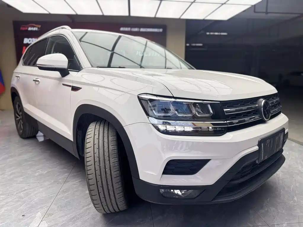 Volkswagen Tharu — миниатюра 3