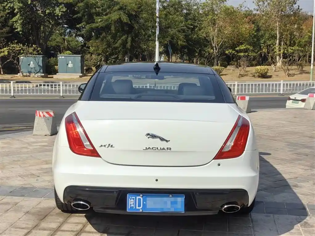 Jaguar XJ 2016 XJL 2.0T Elegant