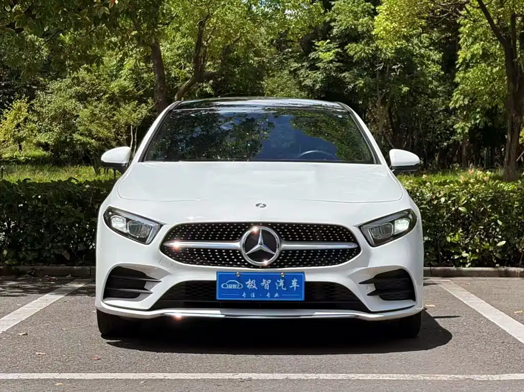 Mercedes-Benz A-Class — миниатюра 2