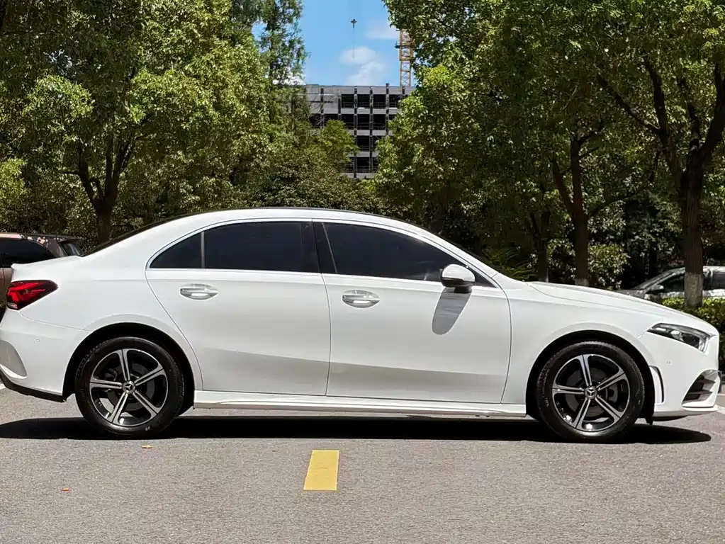 Mercedes-Benz A-Class — миниатюра 4