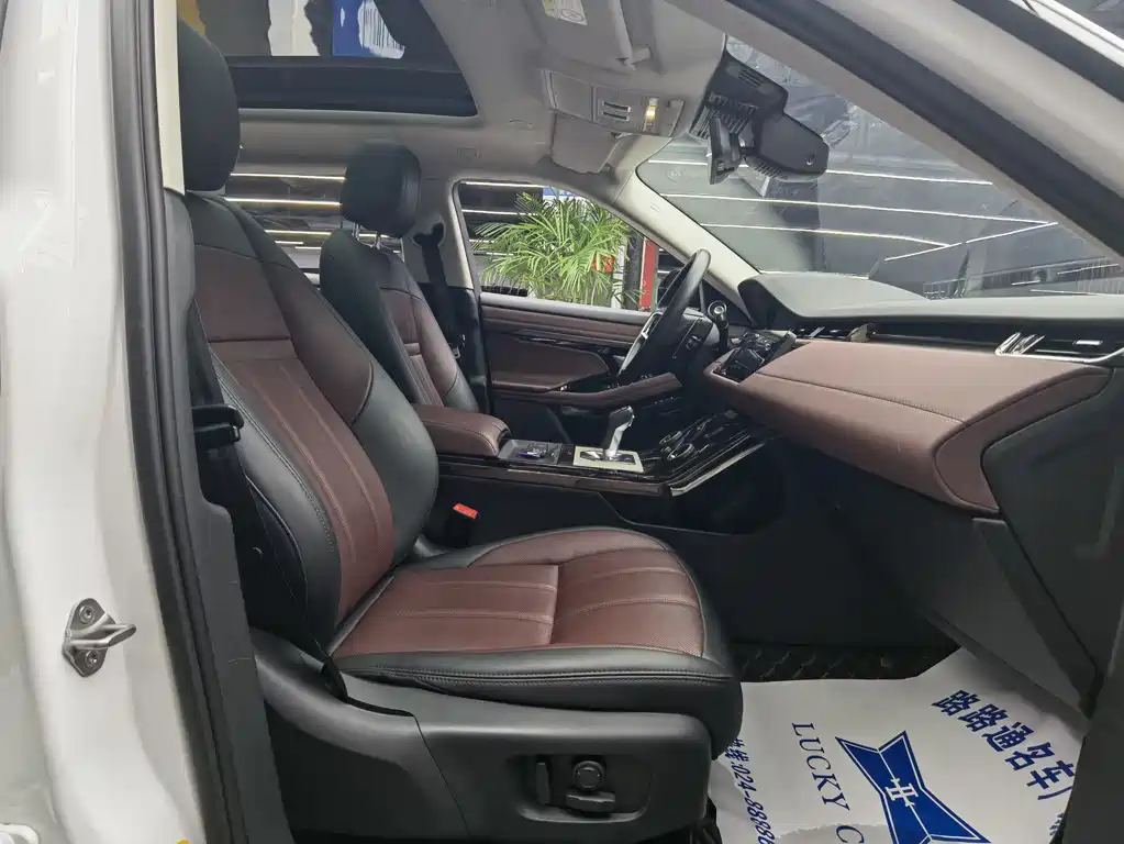 Land Rover Range Rover Evoque 2022 L 249PS R-Dynamic Luxury