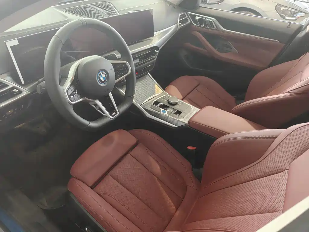BMW I4