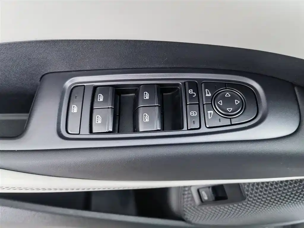 BYD Seal 06 06 2024 DM-i 120KM