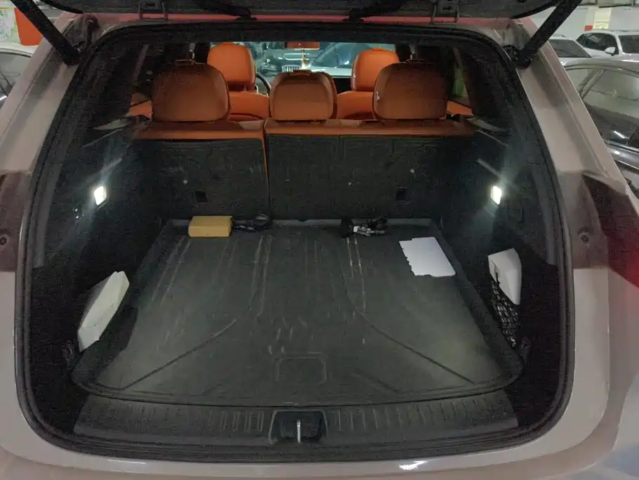 Li Auto Li L6 — миниатюра 4