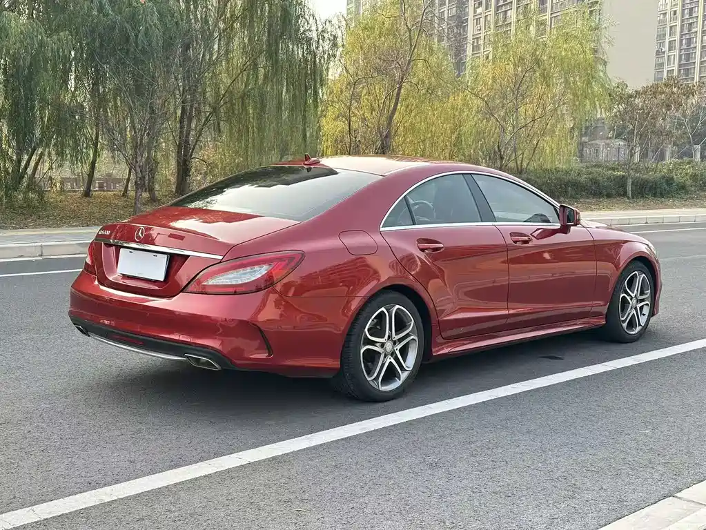 MERCEDES-BENZ CLS