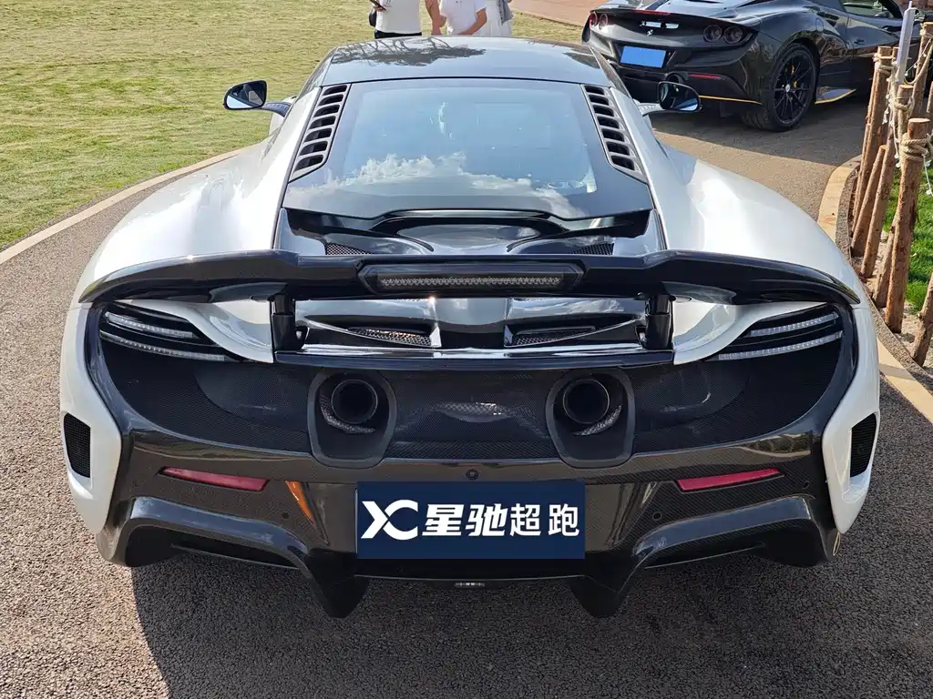 McLaren 12C — миниатюра 7