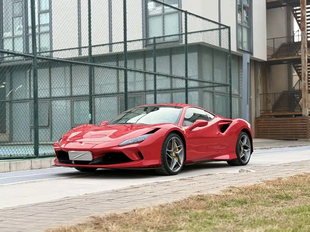 Купить Ferrari F8