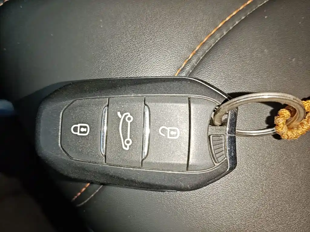 Peugeot 4008 — миниатюра 9