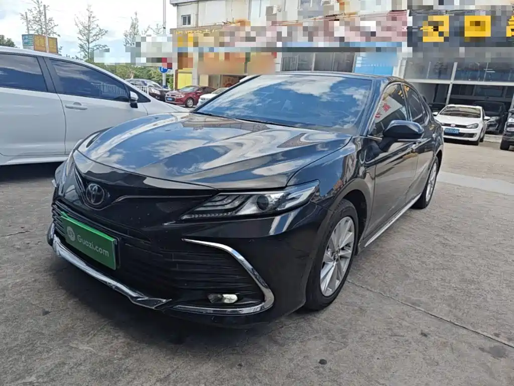 Toyota Camry 2023 2.0G Luxury