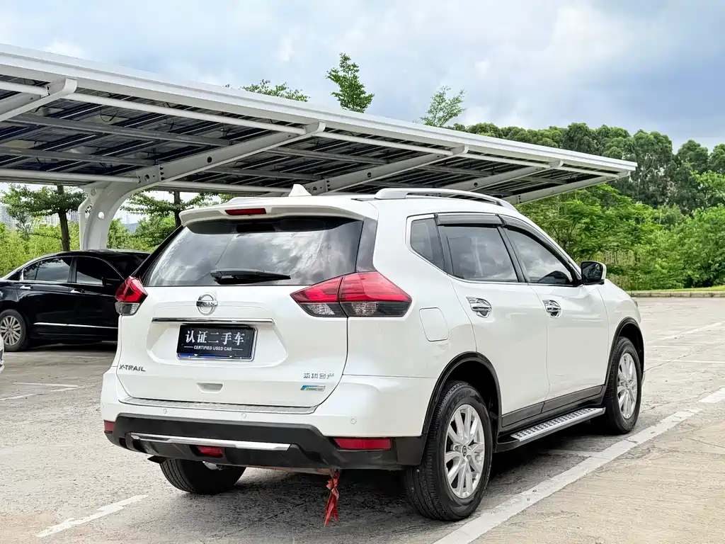 Nissan X-Trail 2017 2.0L CVT Comfort 2WD