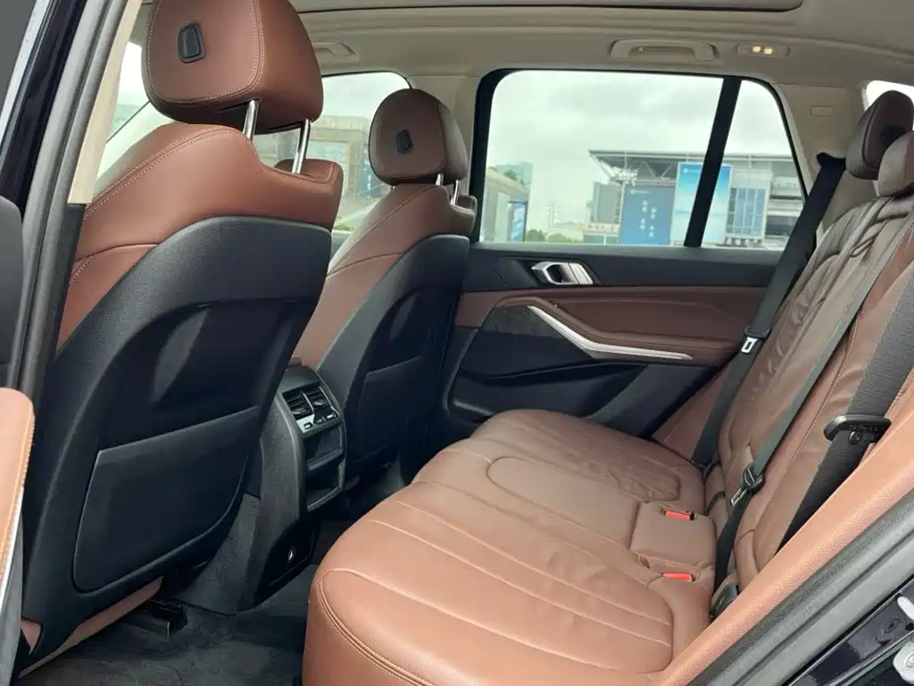 BMW X5 (Import) — миниатюра 5