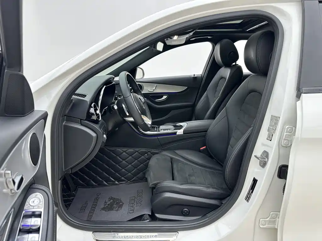 Mercedes-Benz C-Class — миниатюра 5