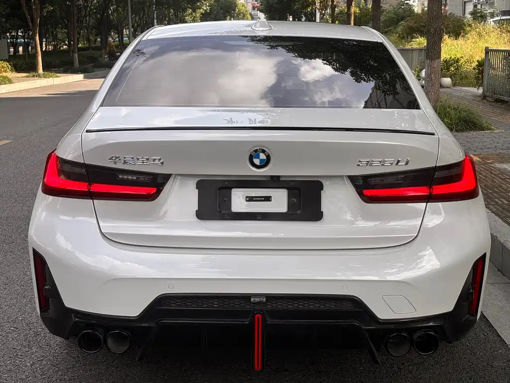 BMW 3 Series 2023 — фото 14