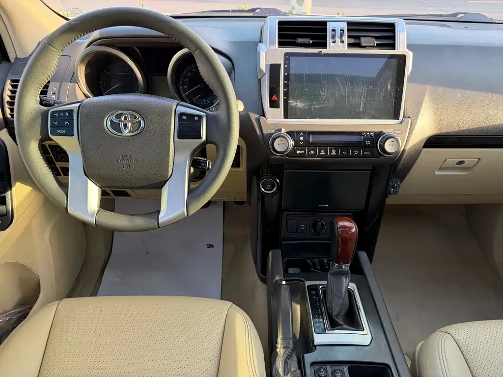 Toyota Land Cruiser Prado 2016 4.0L