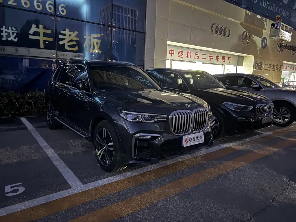 BMW X7 — миниатюра 3