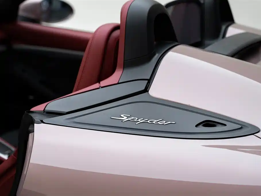 Porsche 718 2022 Spyder 2.0T