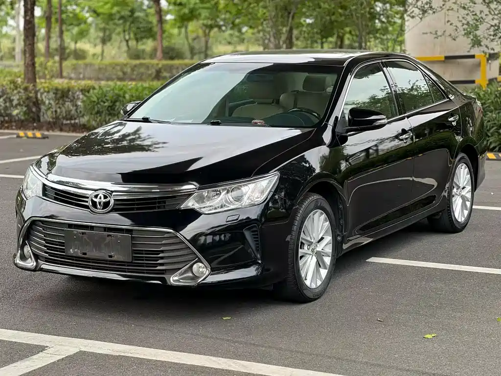 Toyota Camry 2016