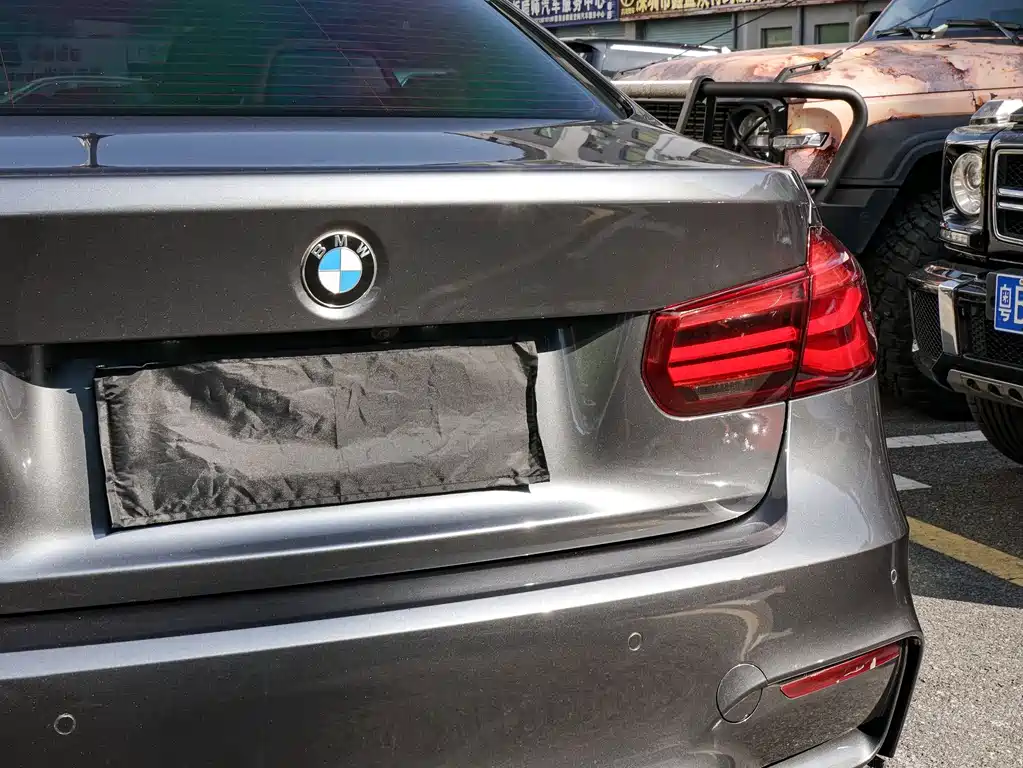 BMW M3 — миниатюра 12