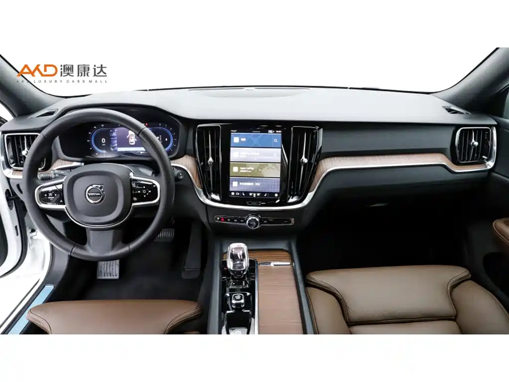 Volvo V60 2024 B5 Luxury
