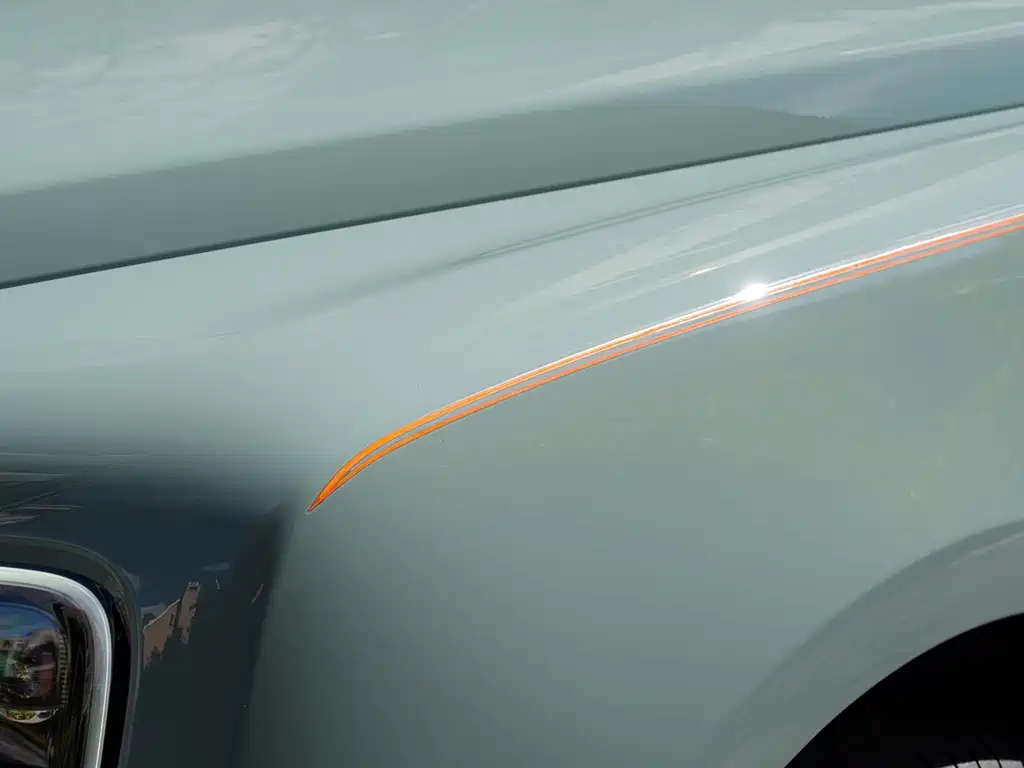Rolls-Royce Cullinan — миниатюра 7