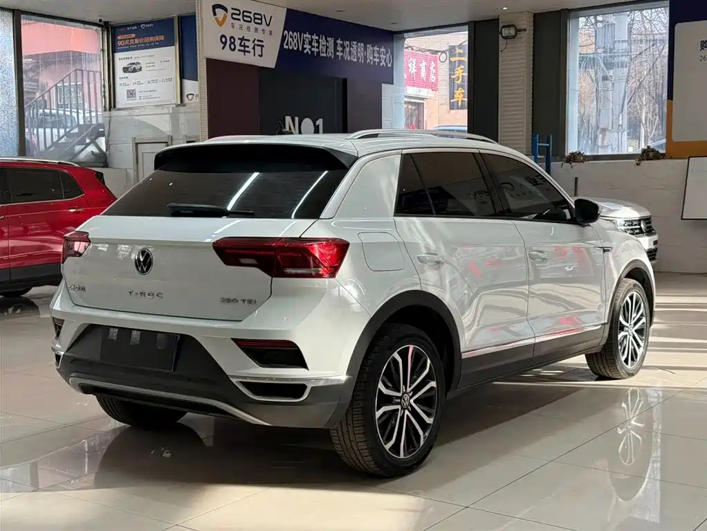 VOLKSWAGEN T ROC EXPLORING SONGS