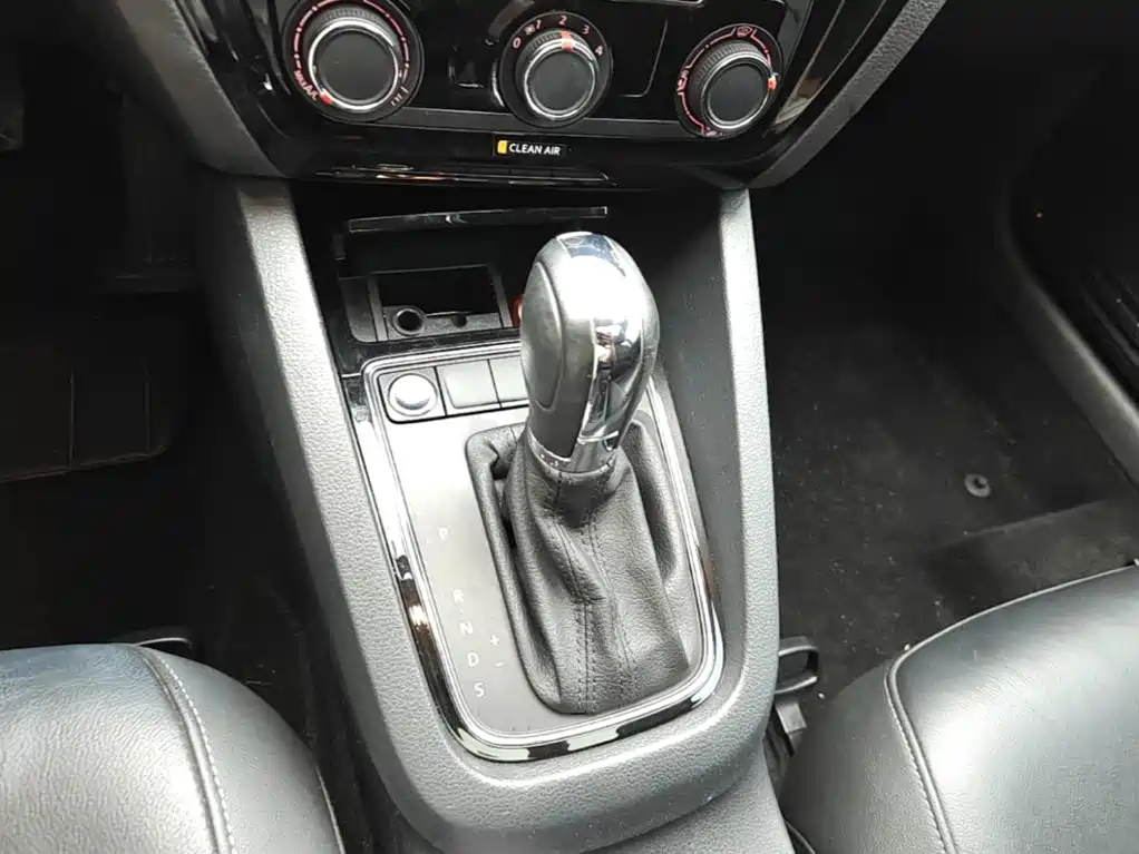 Volkswagen Sagitar — миниатюра 14