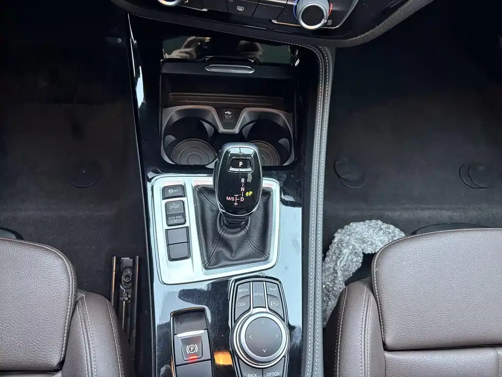 BMW 1 Series 120i M Sport Night Edition, фото 20