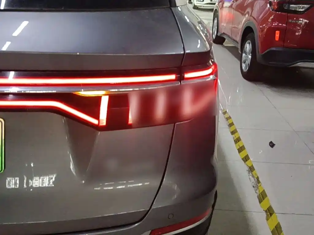 BYD Song Pro DM-i 2022 — фото 7