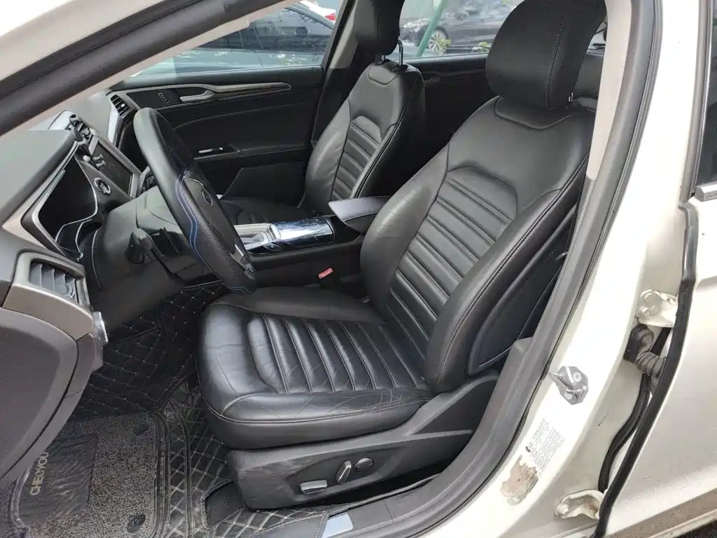 Ford Mondeo — миниатюра 16
